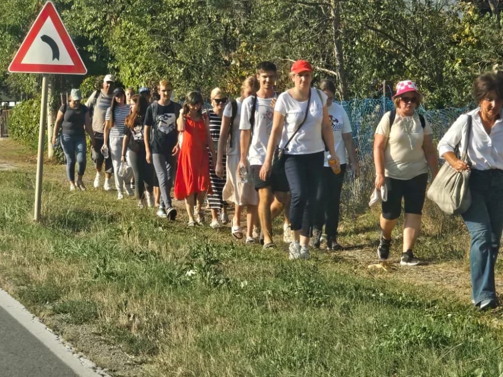 Najmlađi pješak-hodočasnik pleterničkoj Gospi dvogodišnji Leon Matijević s ocem Leonardom
