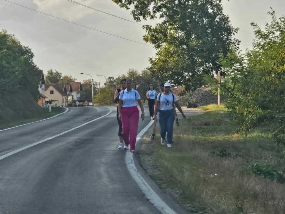 Najmlađi pješak-hodočasnik pleterničkoj Gospi dvogodišnji Leon Matijević s ocem Leonardom