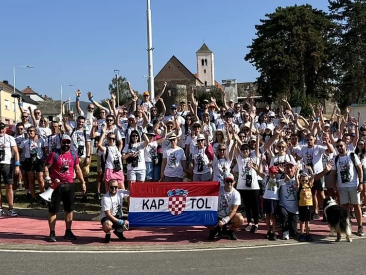 “IDEŠ I PIJEŠ” : Kaptolačkim vinogorjem prošlo više od 450 sudionika