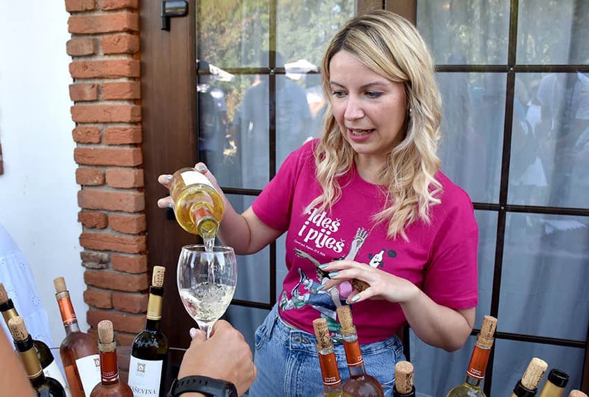 “IDEŠ I PIJEŠ” : Kaptolačkim vinogorjem prošlo više od 450 sudionika