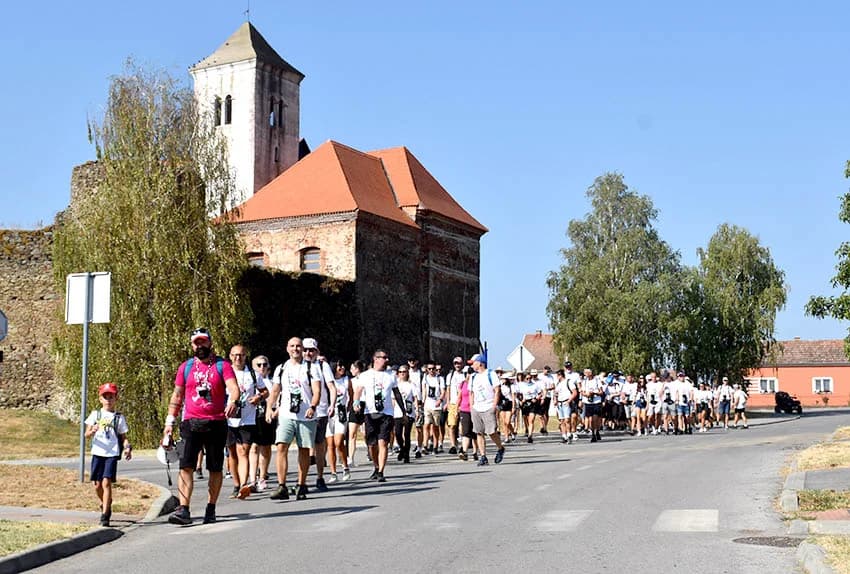 “IDEŠ I PIJEŠ” : Kaptolačkim vinogorjem prošlo više od 450 sudionika