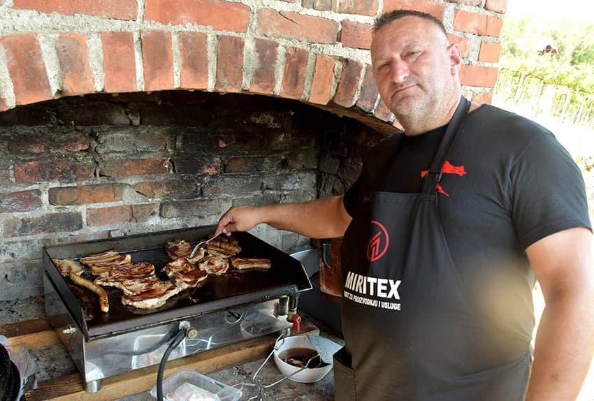 “IDEŠ I PIJEŠ” : Kaptolačkim vinogorjem prošlo više od 450 sudionika
