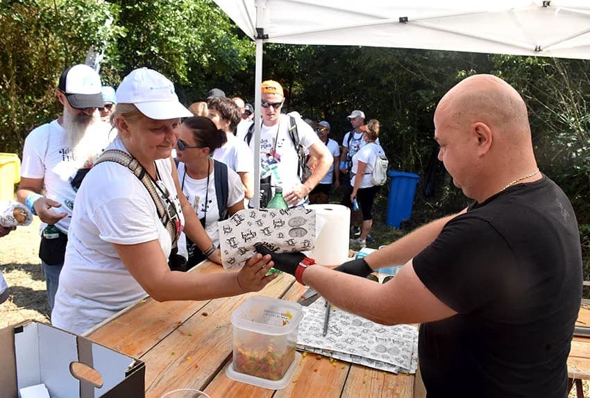 “IDEŠ I PIJEŠ” : Kaptolačkim vinogorjem prošlo više od 450 sudionika