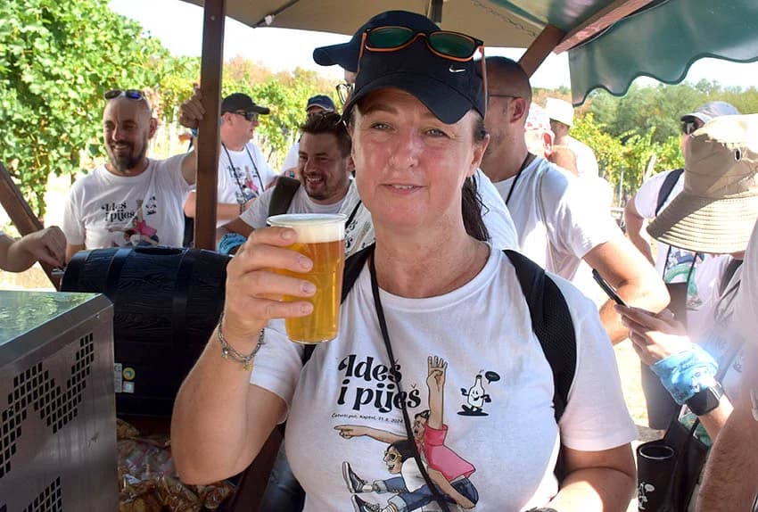 “IDEŠ I PIJEŠ” : Kaptolačkim vinogorjem prošlo više od 450 sudionika