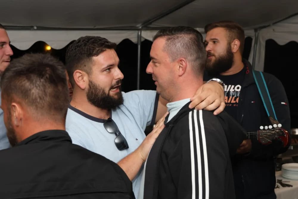 /FOTOGALERIJA/ Caffebar Camel u Kutjevu proslavio 30. obljetnicu rada: Kod nas u lokal dolaze kako one mlađe tako i starije generacije jer se ugodno osjećajuʼ