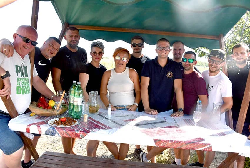 “IDEŠ I PIJEŠ” : Kaptolačkim vinogorjem prošlo više od 450 sudionika