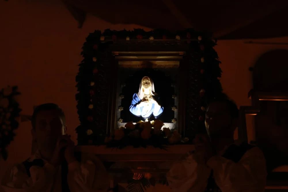 (VELIKA FOTOGALERIJA) Mnoštvo vjernika proslavilo Gospu od suza u Pleternici: „Suze Marijine su svete, a svaka prolivena suza je molitva i vapaj“