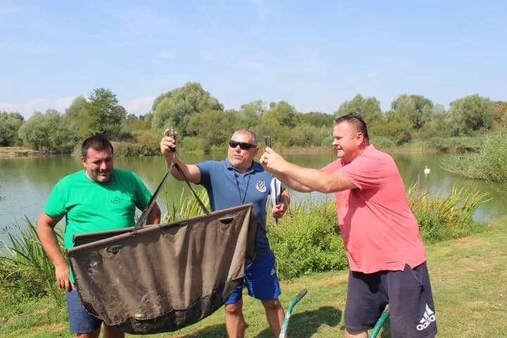 Na četvrtoj „Cverglijadi“ sudjelovalo 36 natjecatelja i ulovljeno 53, 57 kg cvergla