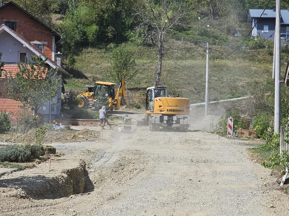 Bruje strojevi u Novom Selu – Vinorodnoj ulici: Izvode se infrastrukturni radovi vrijedni gotovo 191 tisuću eura