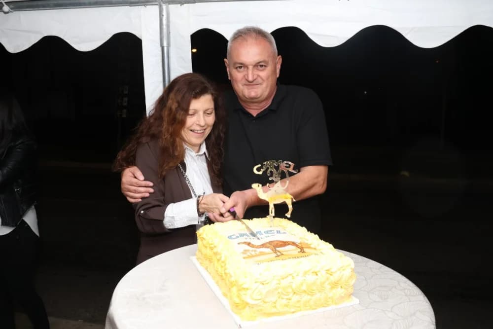 /FOTOGALERIJA/ Caffebar Camel u Kutjevu proslavio 30. obljetnicu rada: Kod nas u lokal dolaze kako one mlađe tako i starije generacije jer se ugodno osjećajuʼ
