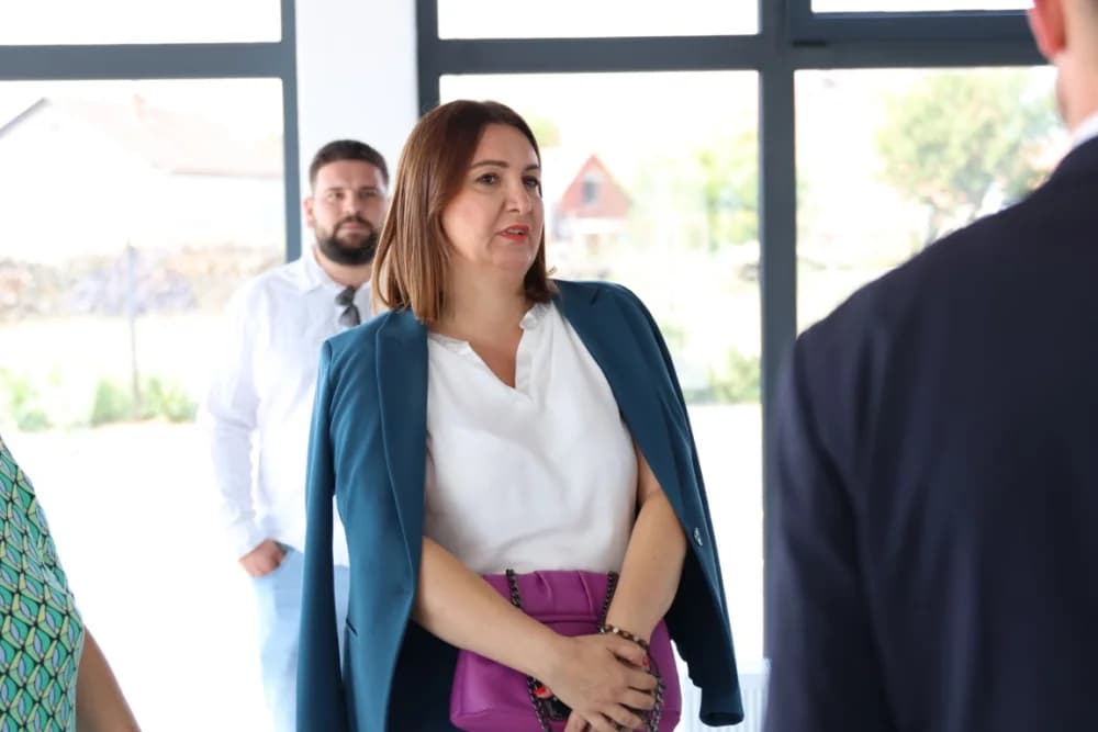 Napokon je u službenom posjetu bio jedan ministar u gradu Kutjevu - Šime Erlić