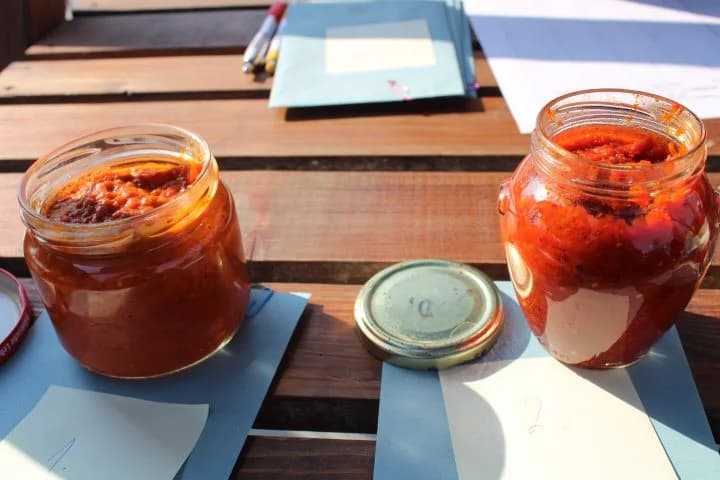 Najbolji ajvar pripremile Natalija Kristek iz Tekića i Marica Uhrin iz Pleternice