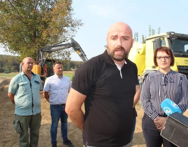 Izvode se radovu na uređenju korita potoka Korija u Frkljevcima-projekt vrijedan 17 tisuća eura