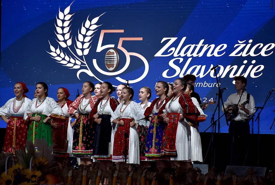 Za najgizdaviju Šokicu na prvoj večeri Zlatnih žica Slavonije izabrana Mila Grace Norris iz Habjanovaca - Osječko-baranjske županije