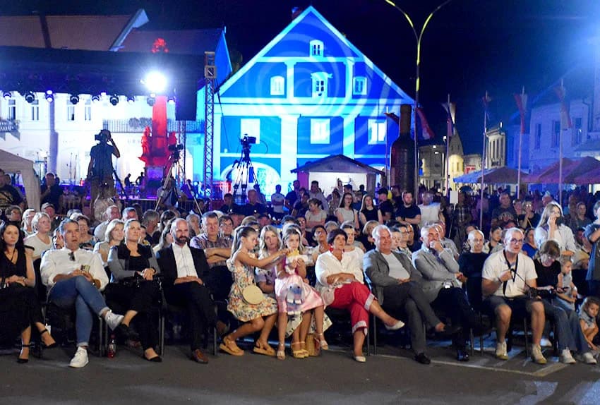 Za najgizdaviju Šokicu na prvoj večeri Zlatnih žica Slavonije izabrana Mila Grace Norris iz Habjanovaca - Osječko-baranjske županije