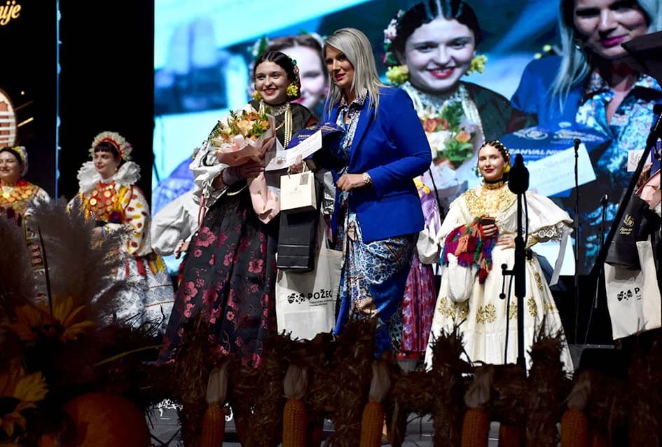 Za najgizdaviju Šokicu na prvoj večeri Zlatnih žica Slavonije izabrana Mila Grace Norris iz Habjanovaca - Osječko-baranjske županije