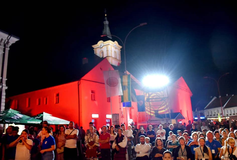 Za najgizdaviju Šokicu na prvoj večeri Zlatnih žica Slavonije izabrana Mila Grace Norris iz Habjanovaca - Osječko-baranjske županije