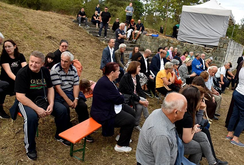 Spomenik u Kamenskoj se pojavio kroz digitalnu iluziju