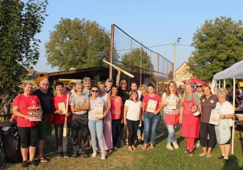 „IŠŠIJADA“ U RUŠEVU: Najbolji pileći paprikaš skuhala Udruga za sport i rekreaciju „Josip Knežević” iz Nove Ljeskovice