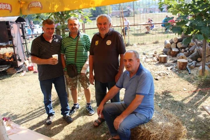 „IŠŠIJADA“ U RUŠEVU: Najbolji pileći paprikaš skuhala Udruga za sport i rekreaciju „Josip Knežević” iz Nove Ljeskovice