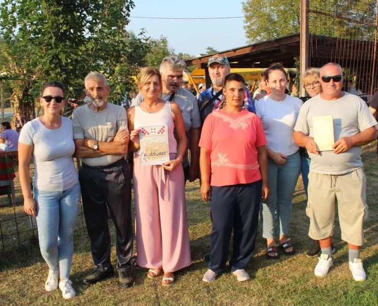 „IŠŠIJADA“ U RUŠEVU: Najbolji pileći paprikaš skuhala Udruga za sport i rekreaciju „Josip Knežević” iz Nove Ljeskovice