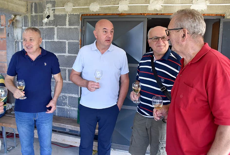 FESTIVALSKO  DRUŽENJE SA VINSKIM KARDINALOM: Nastavljena dugogodišnja tradiciJa