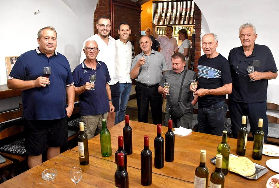 FESTIVALSKO KUŠANJE VINA POŽEŠKIH VINARA: Konzumirane graševine iz požeških vinograda