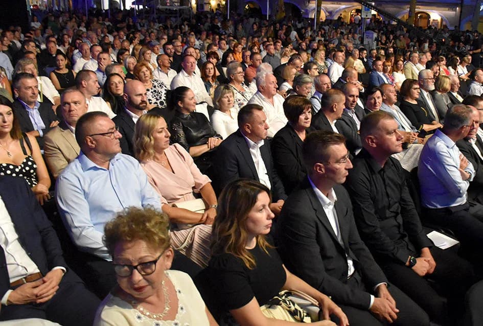 Završne večer festivala Zlatne žice Slavonije 2022.