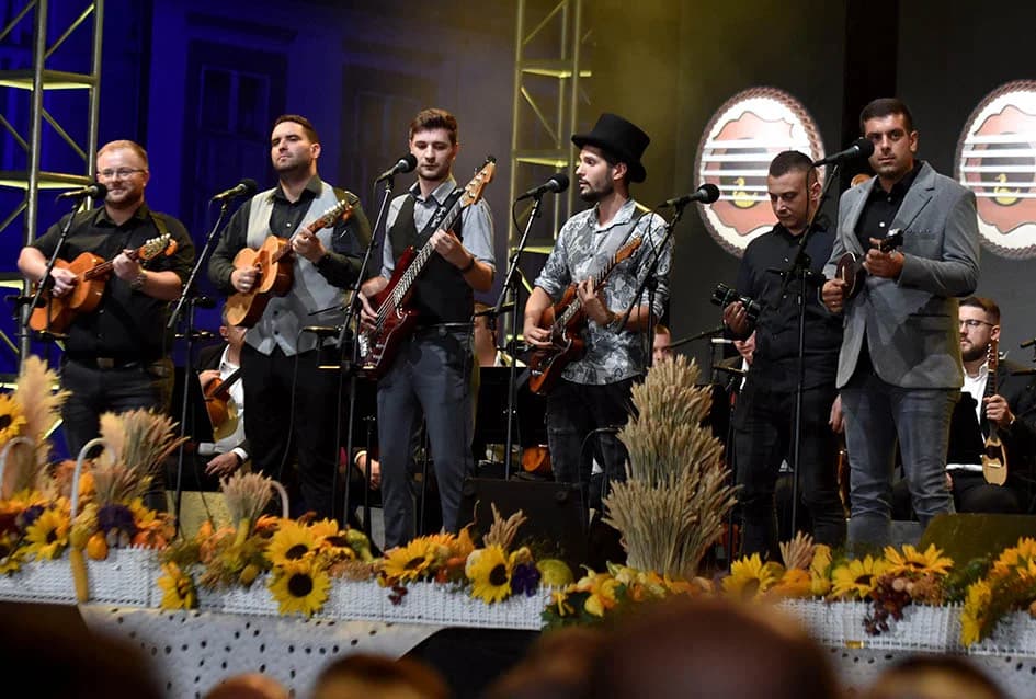 Završne večer festivala Zlatne žice Slavonije 2022.