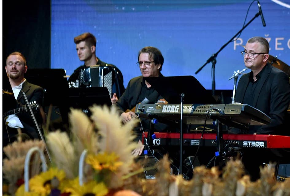 Završne večer festivala Zlatne žice Slavonije 2022.