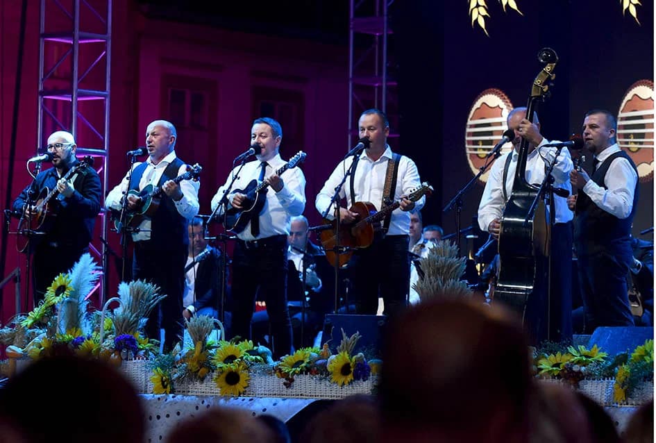 Završne večer festivala Zlatne žice Slavonije 2022.