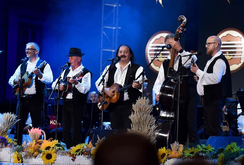 Završne večer festivala Zlatne žice Slavonije 2022.