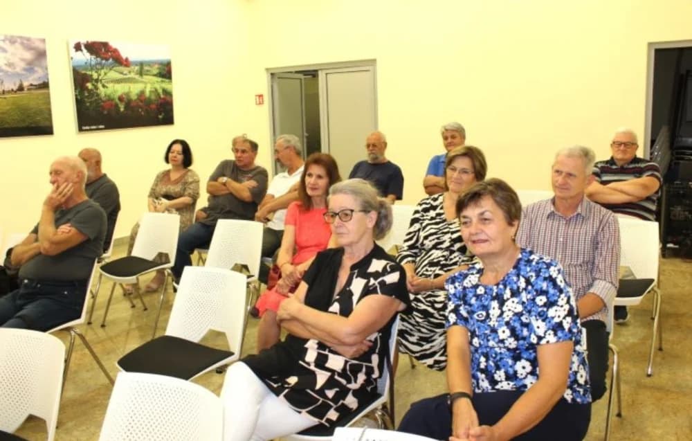 Održano putopisno predavanje i promocija knjige ʼʼIspod površineʼʼ Damira Šanteka