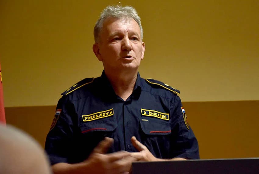 [FOTOGALERIJA] Vatrogasci Kaptola aktivni 130 godina, dobili najviše odličje, a Antun Kotrla i Zdravko Sadilek su odlikovani
