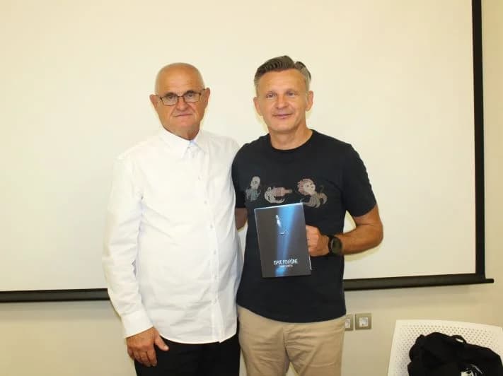 Održano putopisno predavanje i promocija knjige ʼʼIspod površineʼʼ Damira Šanteka
