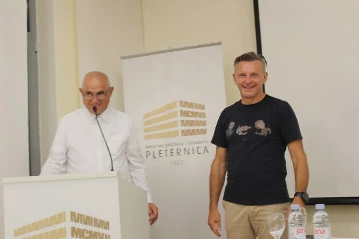 Održano putopisno predavanje i promocija knjige ʼʼIspod površineʼʼ Damira Šanteka