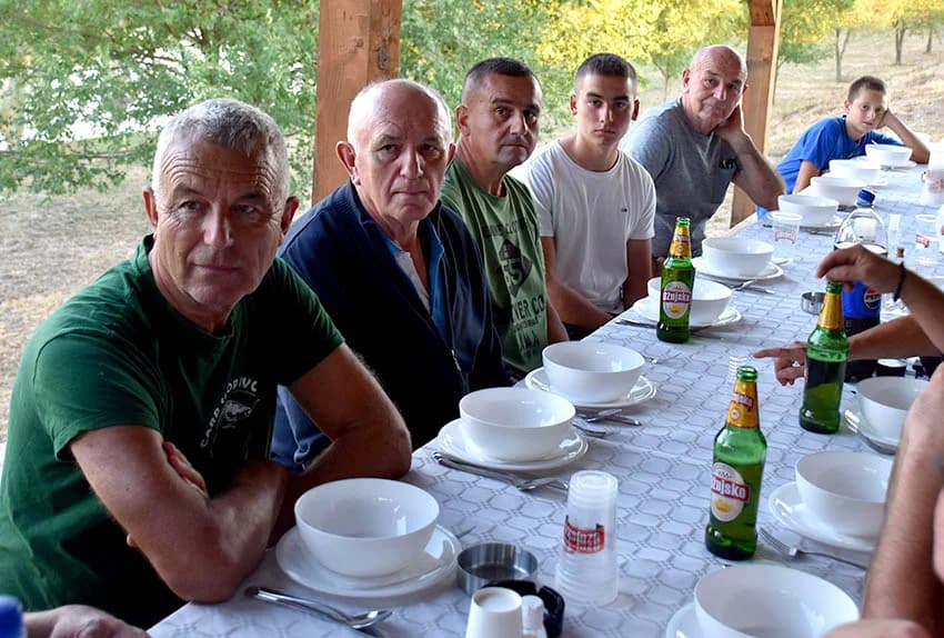 TRI DESETLJEĆA RADA: Ribiči ŠRD Požega uz jubilej primili plakete Hrvatskog i Županijskog ribolovnog saveza