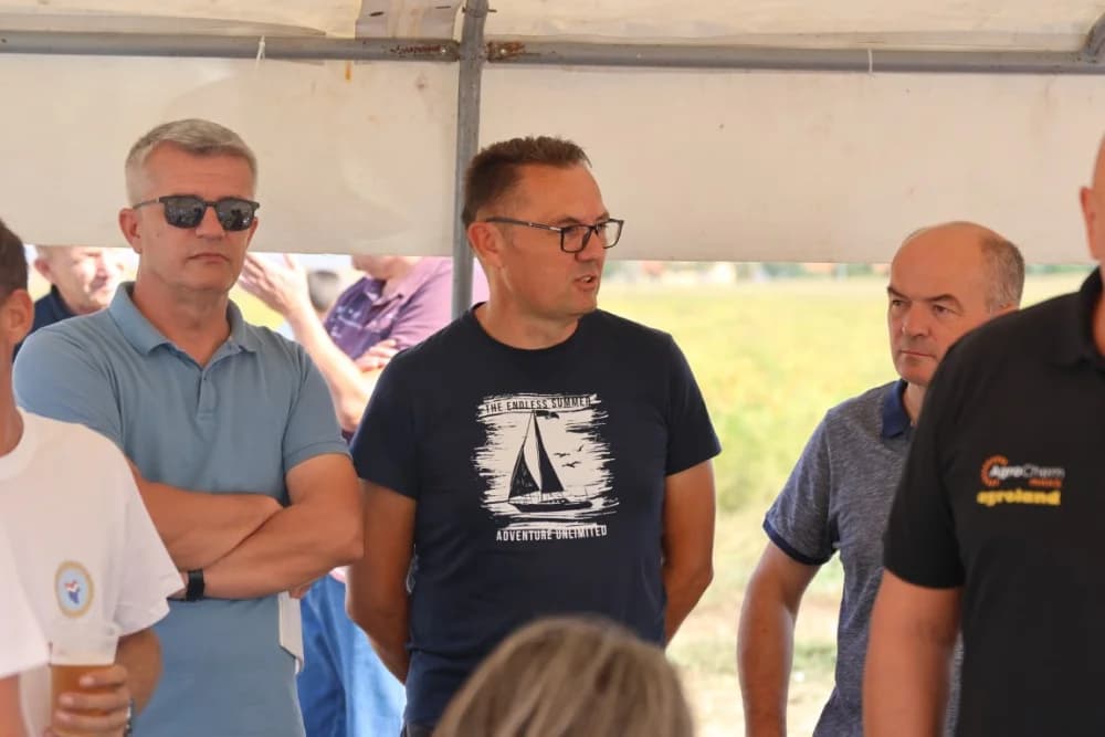 Mijo Samaržija i Patrik Pilaš pobjednici na Županijskom natjecanju u oranju