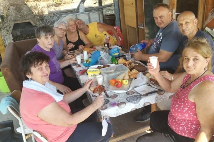 ZKUD “RAMA“: Berba grožđa u vinogadu predsjednika Jure Vidakušića