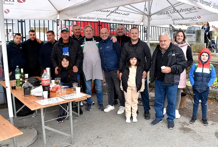 ODRŽANA TRADICIONALNA 8. JAKŠIĆKA FIŠIJADA: Jakšićki ribiči skuhali najbolji fiš