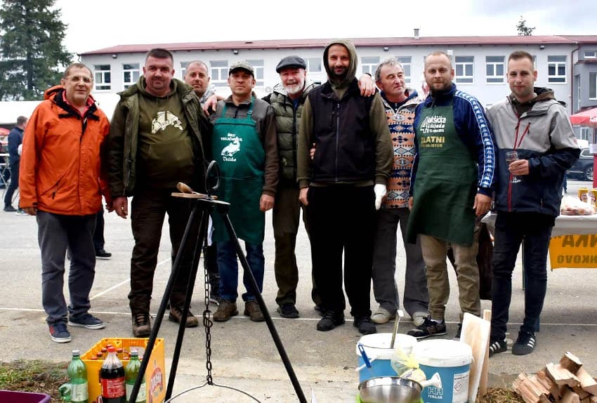 ODRŽANA TRADICIONALNA 8. JAKŠIĆKA FIŠIJADA: Jakšićki ribiči skuhali najbolji fiš