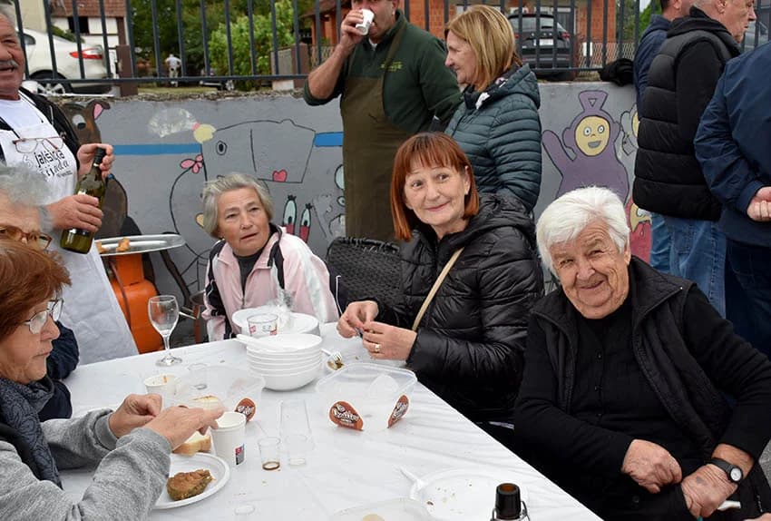 ODRŽANA TRADICIONALNA 8. JAKŠIĆKA FIŠIJADA: Jakšićki ribiči skuhali najbolji fiš