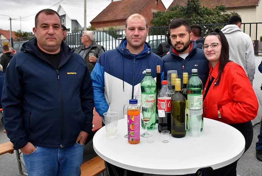 ODRŽANA TRADICIONALNA 8. JAKŠIĆKA FIŠIJADA: Jakšićki ribiči skuhali najbolji fiš