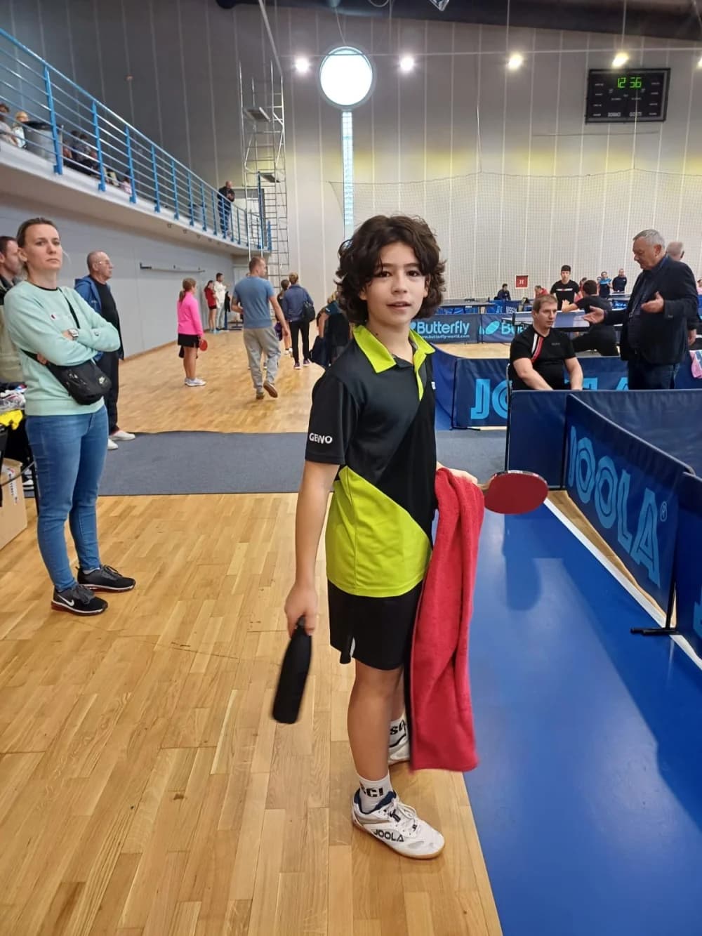 USPJEŠNI SPORTAŠI: Stolnotenisači Tom Pirc i Ivan Smiljanić na pobjedničkom postolju