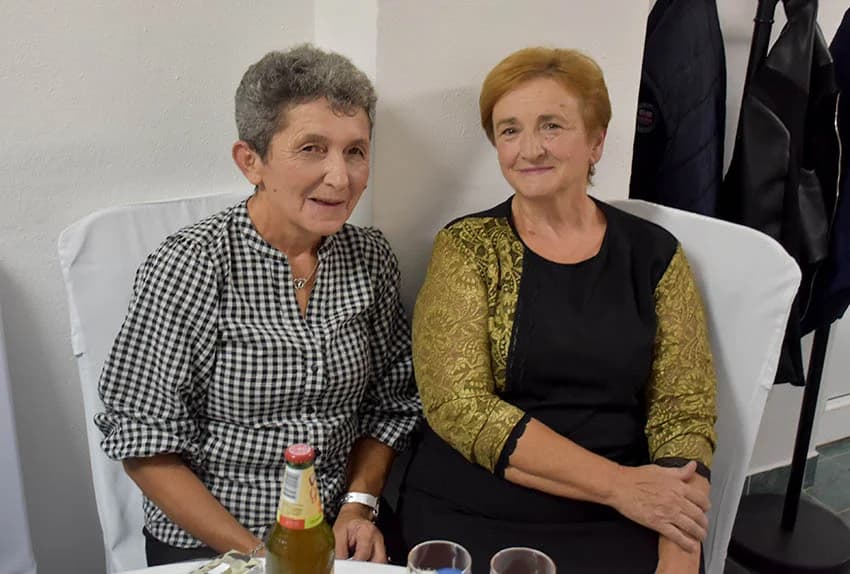 Uz ples i kola nadpjevavalo se bećarcima