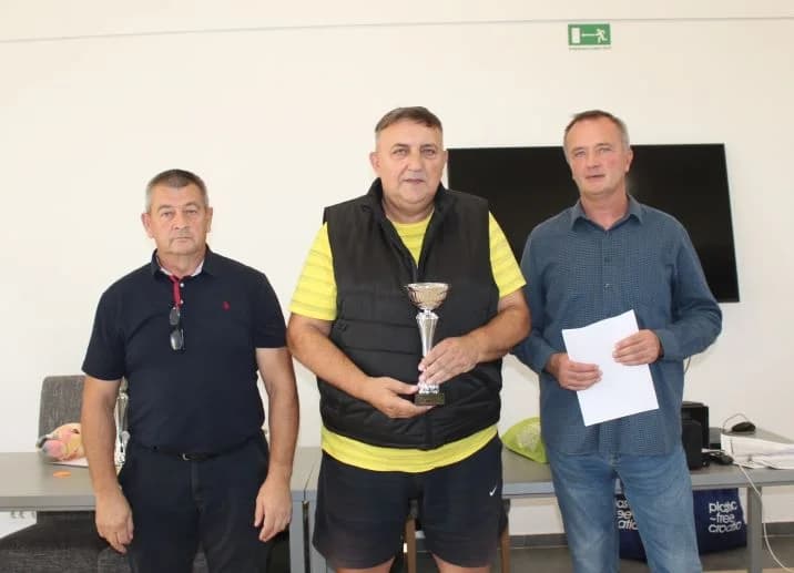 UZ DAN OPĆINE BRESTOVAC ODRŽAN ŠAHOVSKI TURNIR: Prvo mjesto i pobjednički pehar osvojio velemajstor Bogdan Lalić