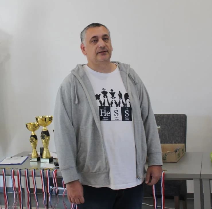 UZ DAN OPĆINE BRESTOVAC ODRŽAN ŠAHOVSKI TURNIR: Prvo mjesto i pobjednički pehar osvojio velemajstor Bogdan Lalić