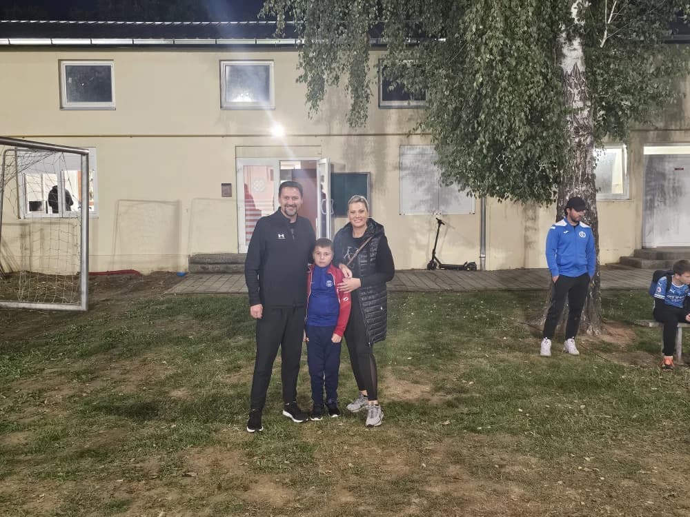 Novi reflektori na stadionu NK Požege koji će krasiti grad u večernjim satima