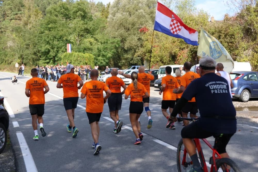 TUŽNA OBLJETNICA U KAMENSKOJ: Sjećanje na hrvatske branitelje - prve žrtve Požeštine