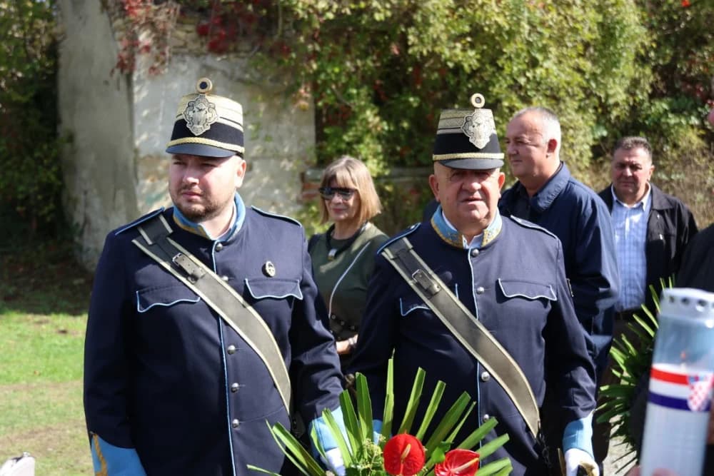 TUŽNA OBLJETNICA U KAMENSKOJ: Sjećanje na hrvatske branitelje - prve žrtve Požeštine
